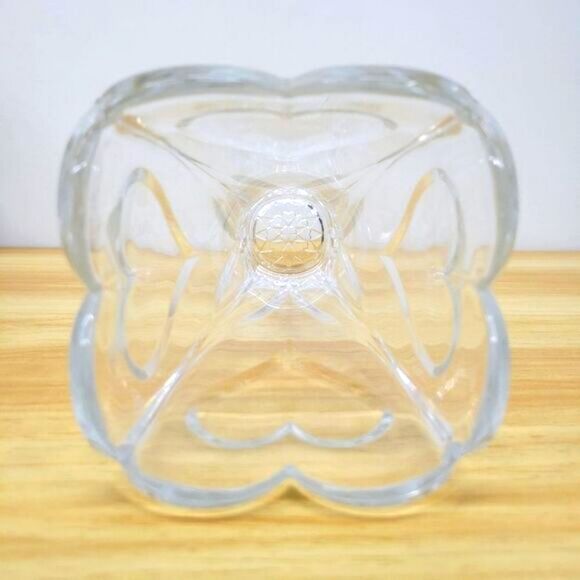 Vintage Crystal Heart Ruffle Square Sweetheart Vase - Picture 8 of 13